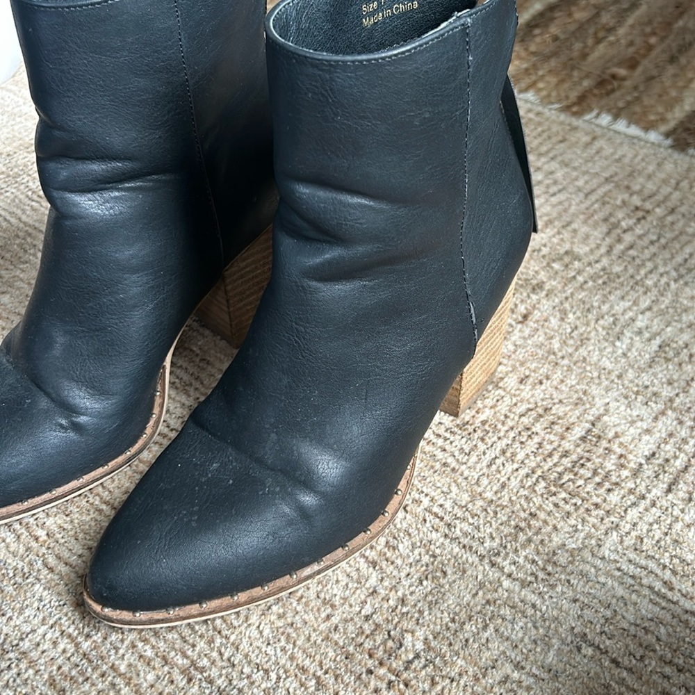 Black booties with wooden heal